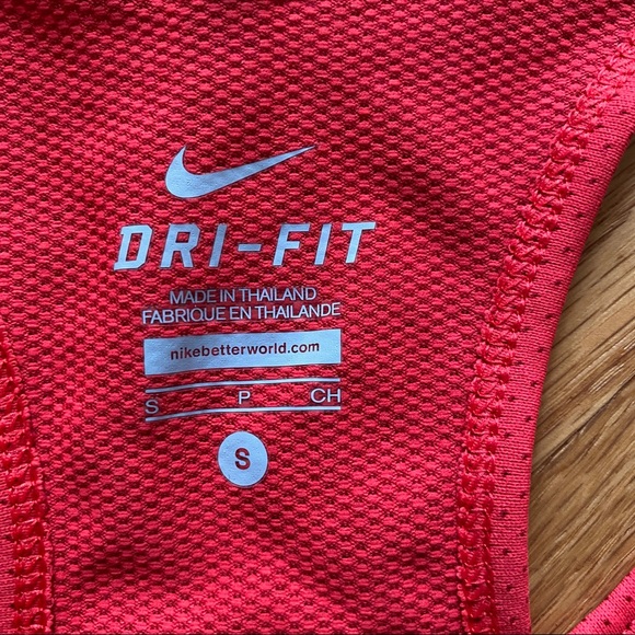 Nike Dri-Fit Red Racerback Exercise Workout Activewear Running Athletic Tank Top - Picture 3 of 7